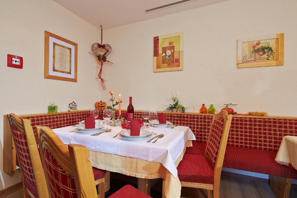 Fremdenpension Alpenruhe Sölden Habitación foto